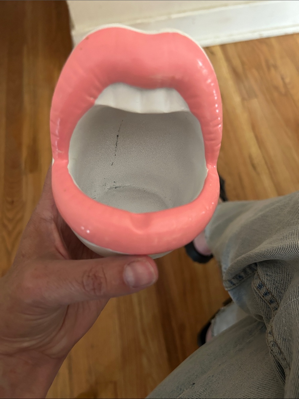 Vintage Pink Lips Candle Holder - Picture 4 of 4